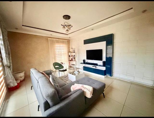 3 BEDROOM HOUSE FOR SALE IN VANDERBIJLPARK CW 5
